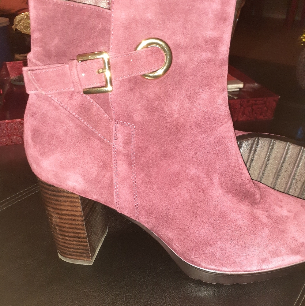 Shoe Boots - image 1